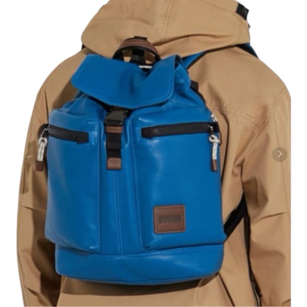 COACH Leather Laptop Backpack with Drawstring Speed-clip Closure Unisex